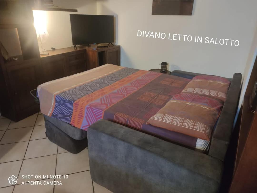 La Dimora Del Borgo Apartment Пинероло Екстериор снимка