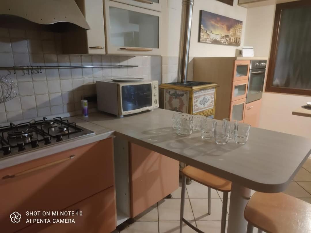 La Dimora Del Borgo Apartment Пинероло Екстериор снимка