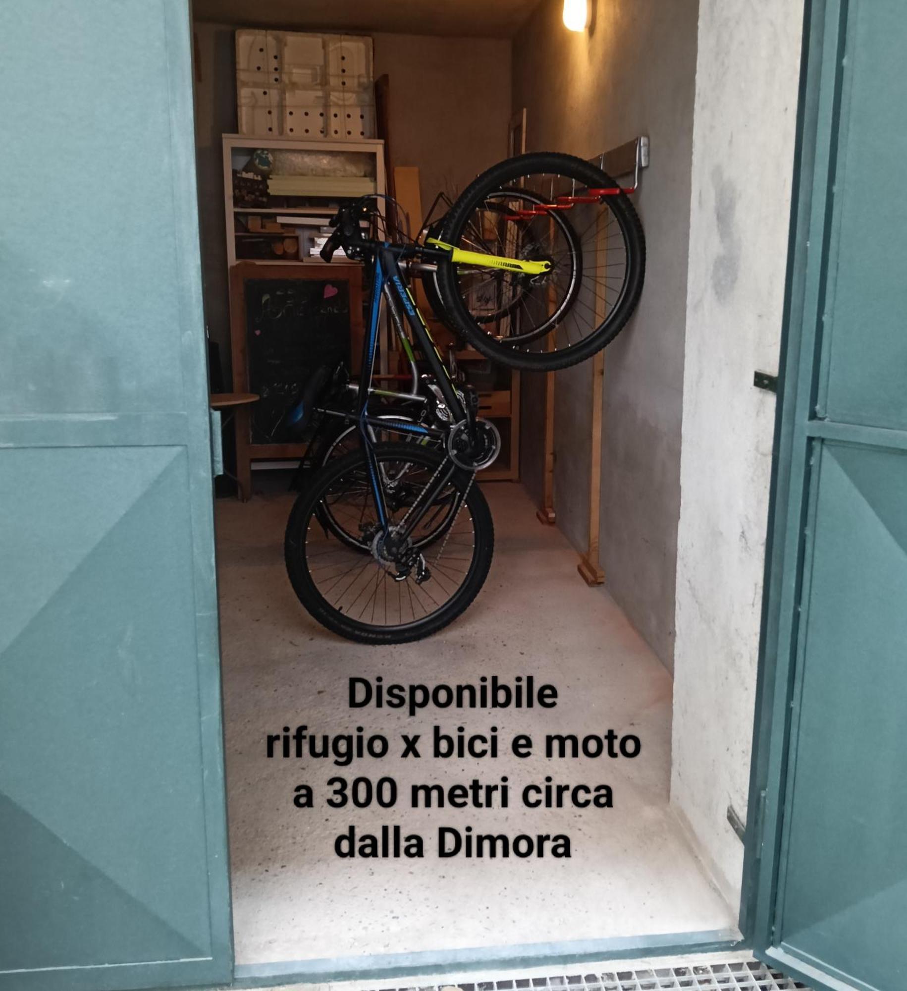 La Dimora Del Borgo Apartment Пинероло Екстериор снимка